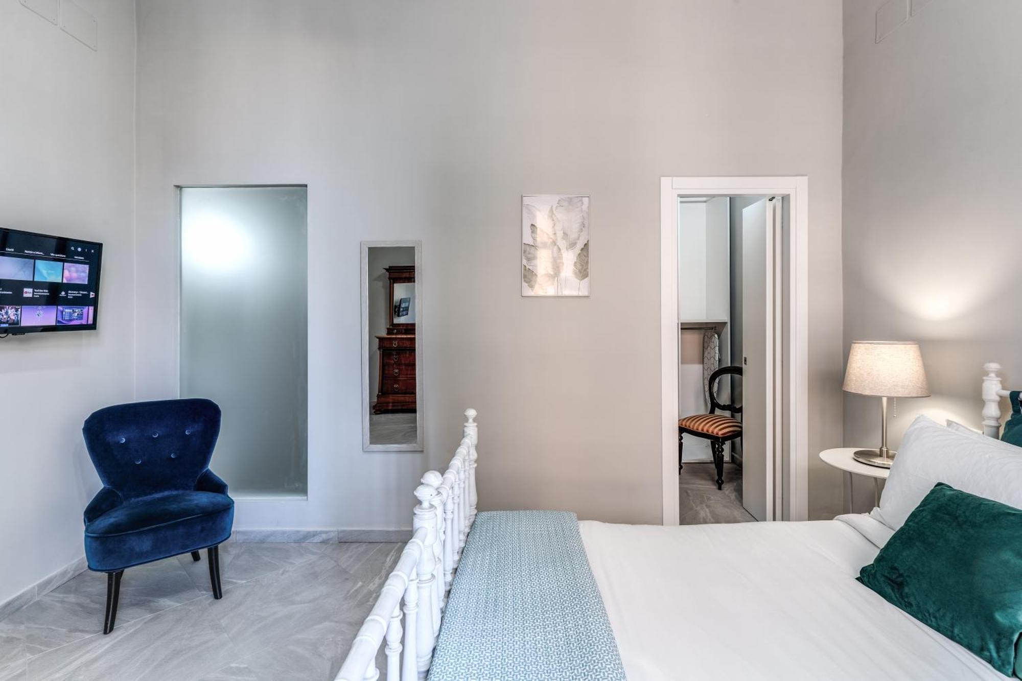 Due Porte A Toledo Napoli Bagian luar foto